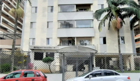 Apartamento à venda com 3 quartos, sendo 1 suíte, em Vila Gumercindo, São Paulo, SP