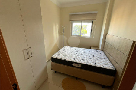 Apartamento mobiliado com 2 dormitórios sendo 1 suíte