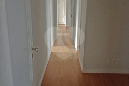 Apartamento a venda com 252 m² no Campo belo.