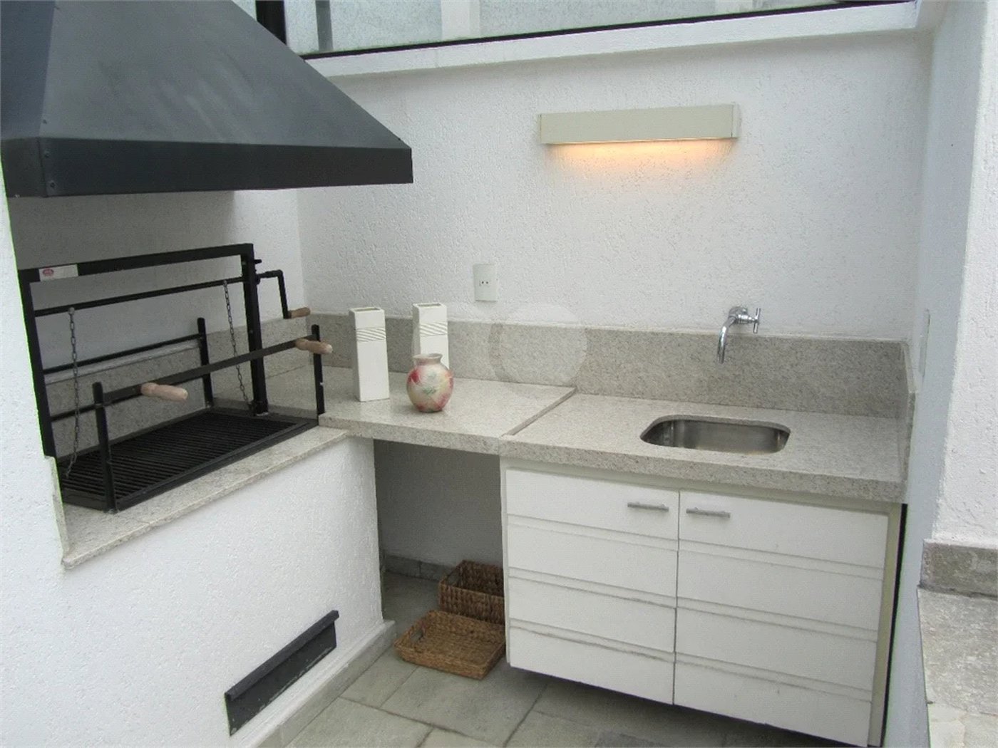 Cobertura Duplex com 126,metros quadrados próximo ao Shopping Pátio Paulista.