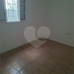 Indaiatuba- Sp - Centro - Casa terrea - finalidade comercial ou residencial - Terreno 181,01 - construido 99,94 - Venda - R$ 830.000,00 - Locação - R$ 3.900,00- IPTU - R$ 256,78 - 03 salas - Hall de entrada amplo - Cozinha. com armário - Banheiro. - Quintal. - Ótima localização, próximo a restauran