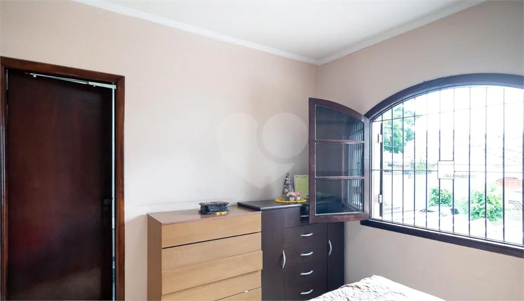 Casa para venda e locação no Campo Belo de 120M² com 3 dormitórios, 1 suíte e 3 vagas