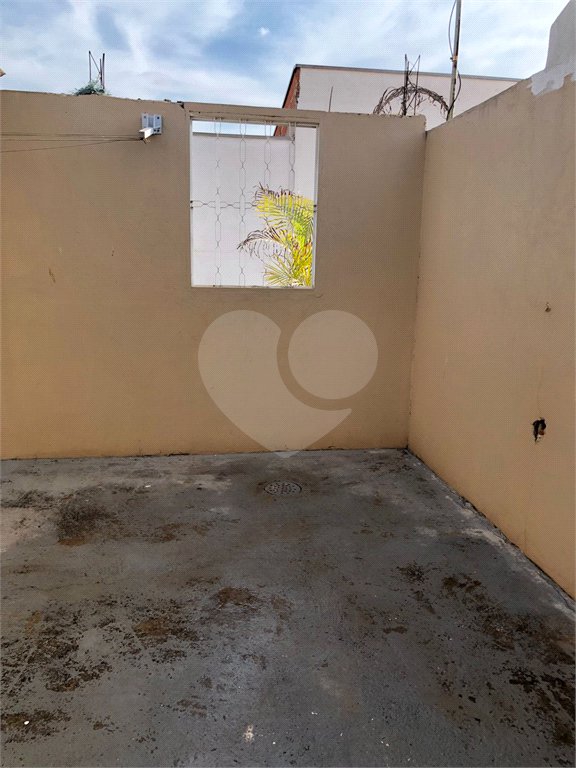 Casa térrea para venda no condomínio fechado Moradas III