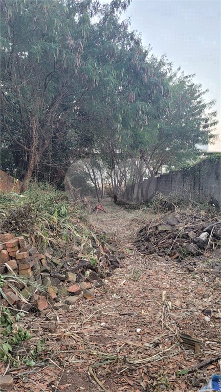 Terreno à Venda em São Carlos, no bairro Vila Prado