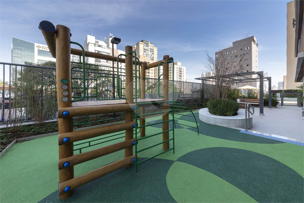 Apartamento à venda ou para alugar com 2 suítes em Vila Olímpia, São Paulo, SP