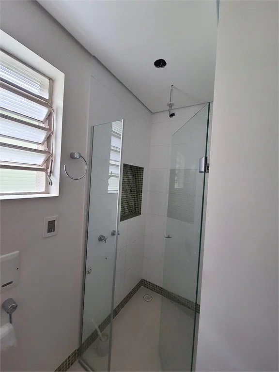 Sobrado à venda com 3 quartos, sendo 1 suíte,  em Jardim Bonfiglioli, São Paulo, SP