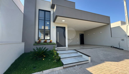 Casa à venda com 3 quartos, sendo 1 suíte,  no condomínio Faixa Azul, São Carlos - SP