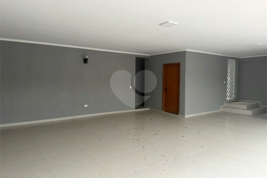 Casa à venda no Bairro Nova Piracicaba Casa à venda 3 dormitórios, 304m2 - Bairro Nova Piracicaba - Piracicaba, SP Casa à venda 3 dormitórios, 304m2 - Bairro Nova Piracicaba - Piracicaba, SP