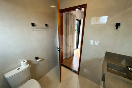 Apartamento Condomínio Montreal