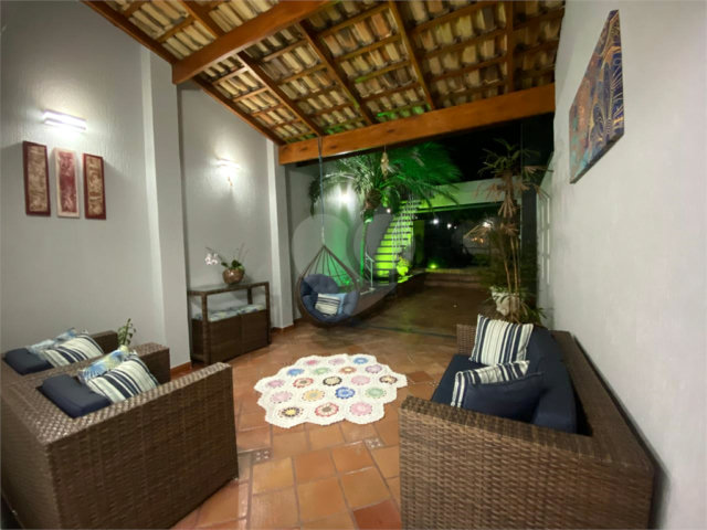Sobrado à venda com 3 quartos, sendo 2 suítes,  em Vila Maria Alta, São Paulo, SP