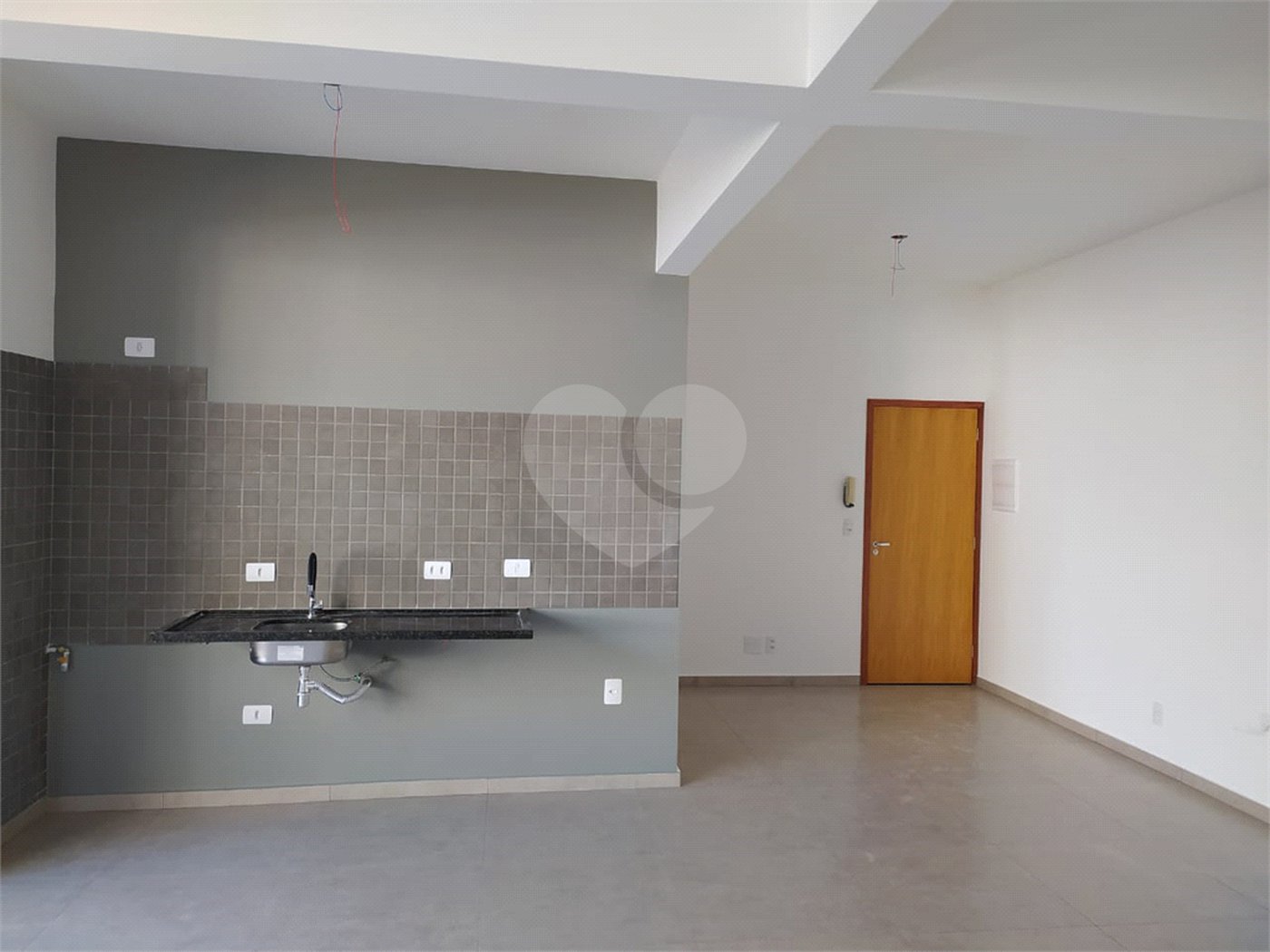 Apartamento totalmente reformado, nunca habitado, tipo loft para venda no Bom Retiro