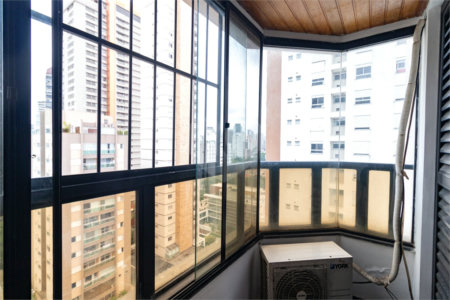 Cobertura à venda com 3 quartos, sendo 2 suítes, em Vila Olímpia, São Paulo, SP
