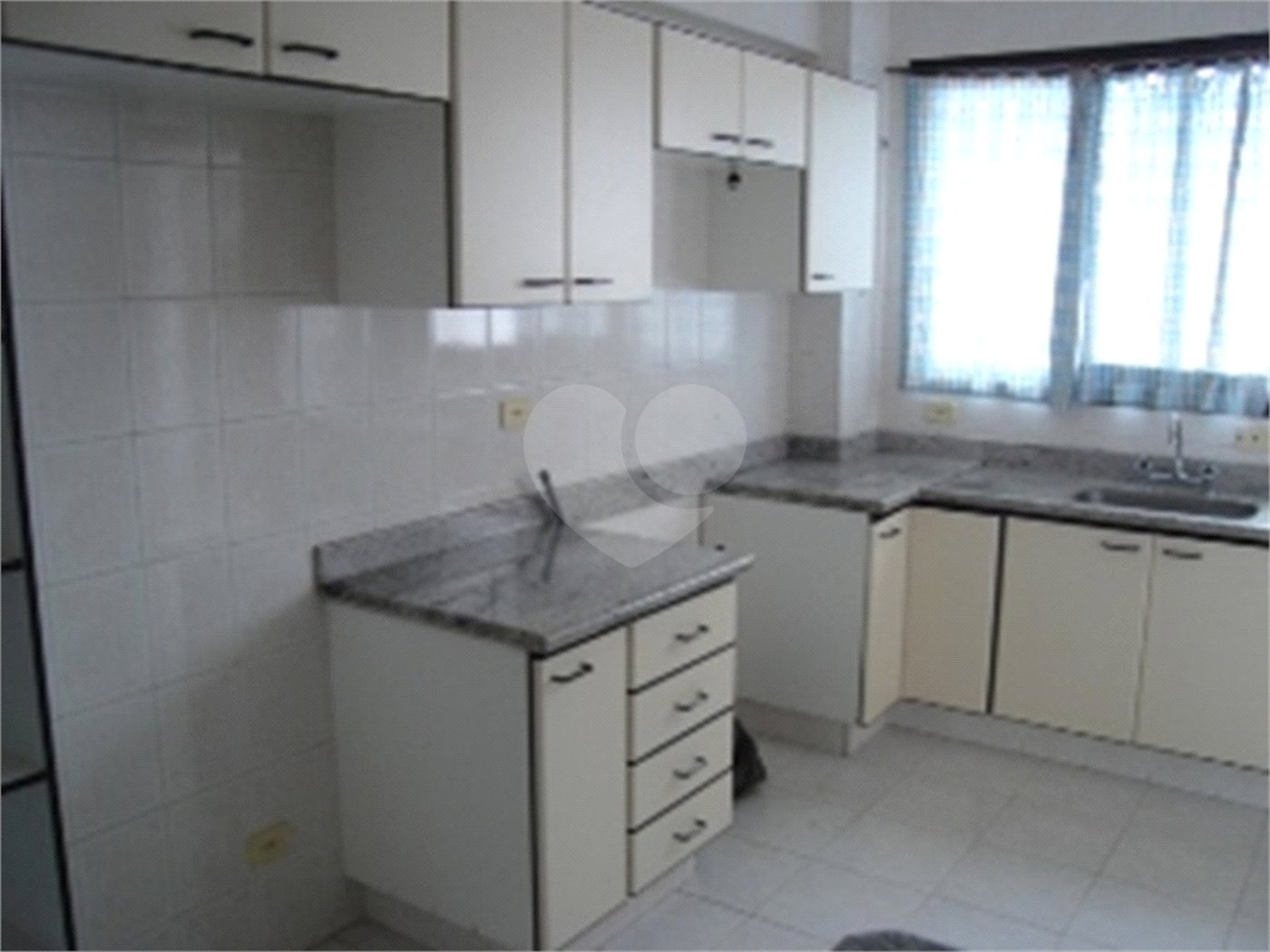 Apto com 130m² em frente ao SCC