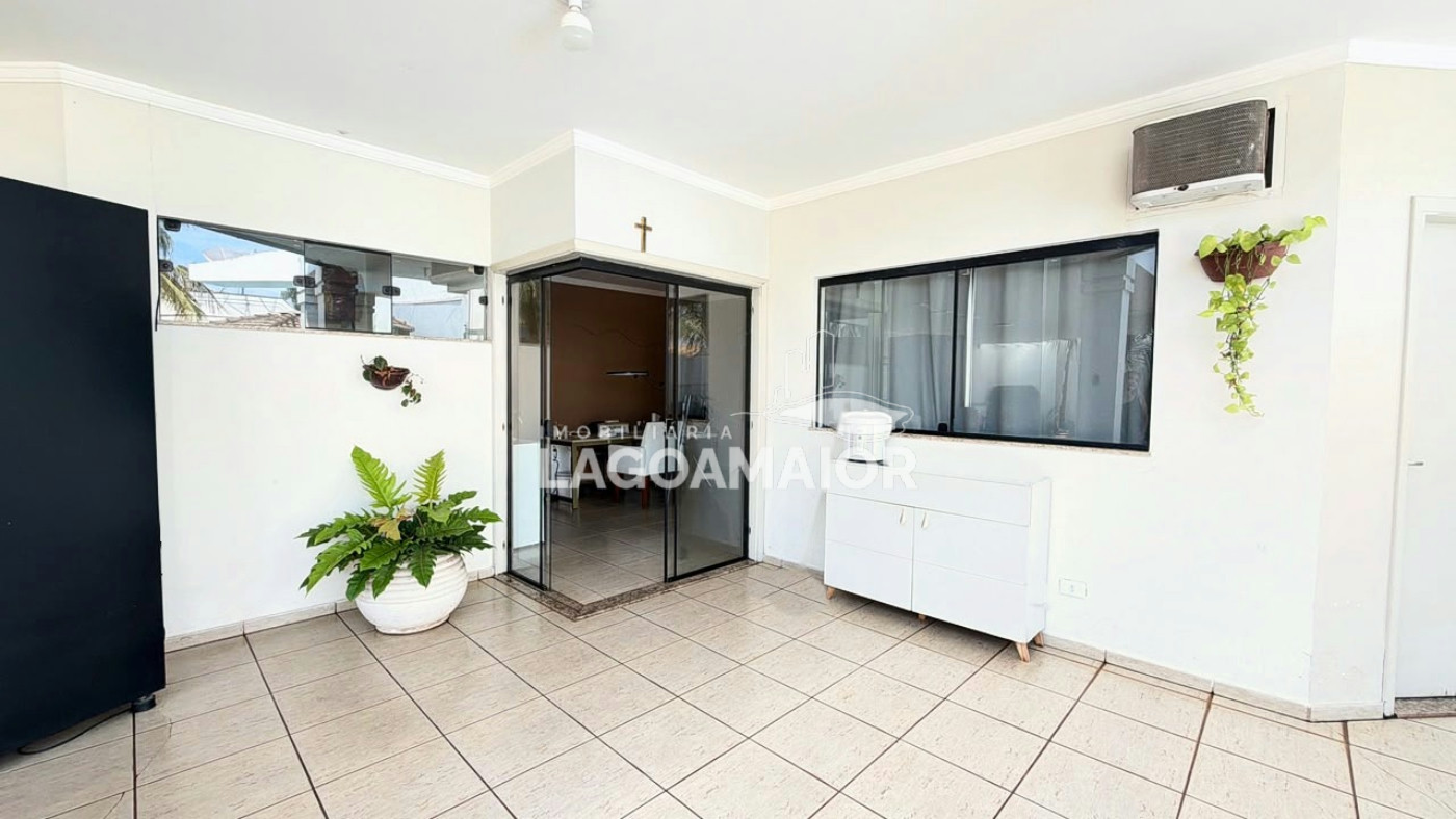 Casa à venda com 4 quartos, sendo 4 suítes, em Jardim Alvorada, Três Lagoas - MS
