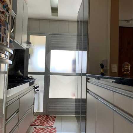 Apartamento á venda na Saúde com 75 m², com 3 dormitórios 1 suíte e 2 vagas de garagem
