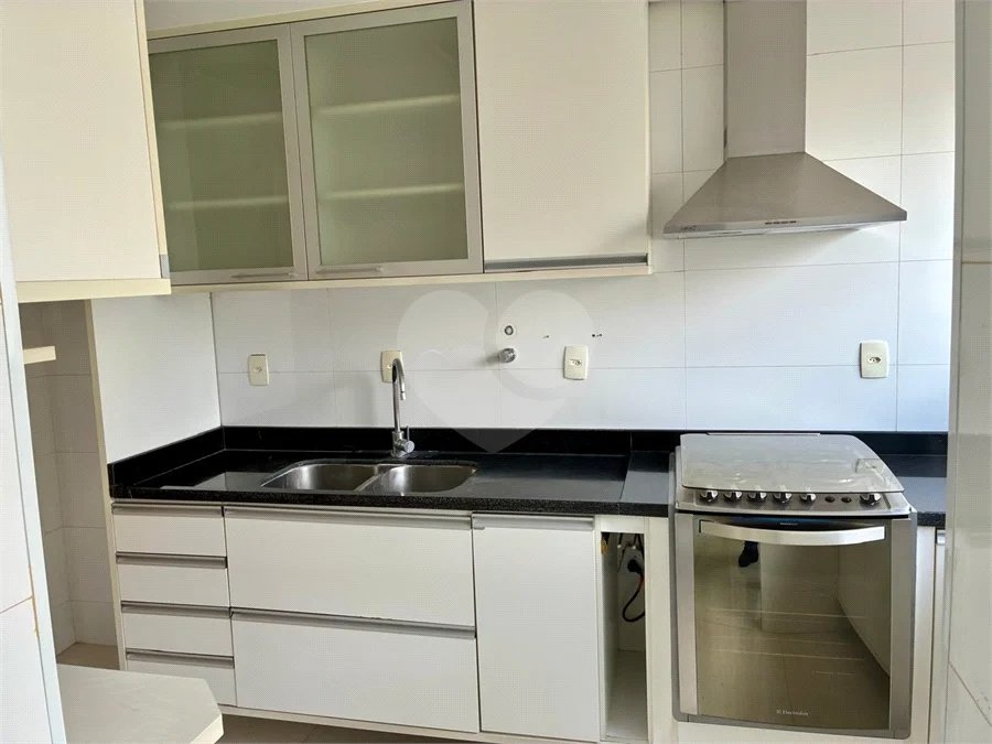 Apartamento de 130m2 à venda com 3 dormitórios e 2 vagas no Campo Belo