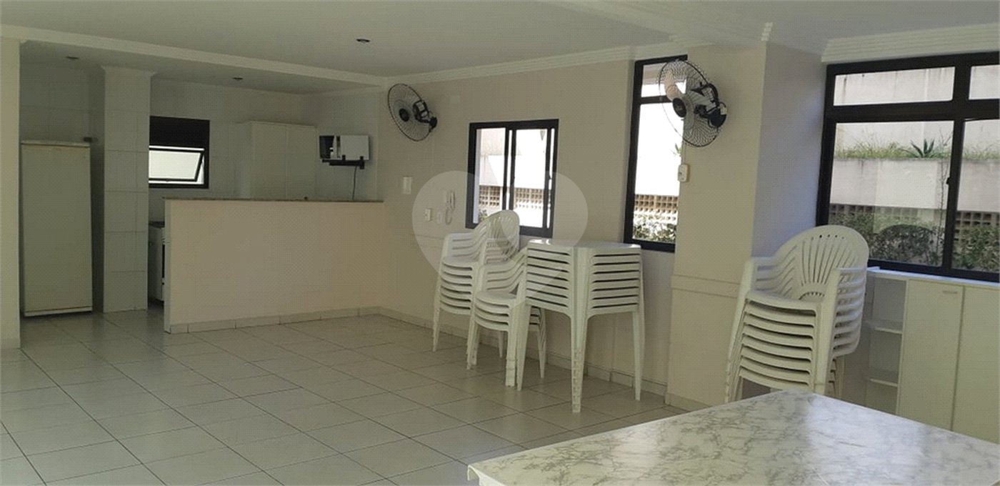 Apartamento 3 dorm, 1 suíte, 2 vagas no Belém