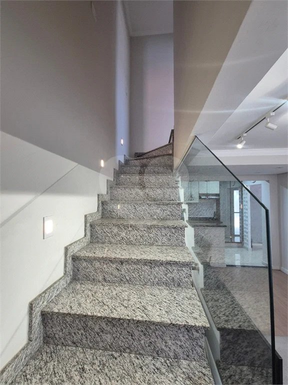 Casa em condomínio , com 72m² , 2 dormitórios , 1 vaga , à venda no bairro da Penha.