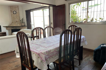 Casa Térrea à venda com 3 quartos, sendo 1 suíte,  em Socorro, São Paulo, SP