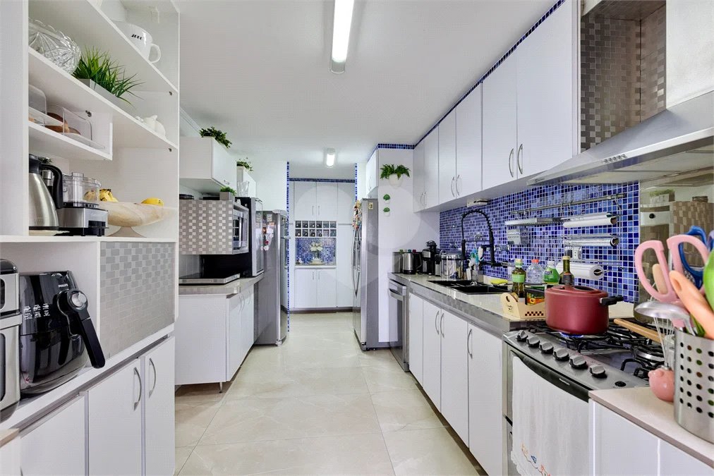 Apartamento à venda com 3 quartos, sendo 1 suíte, em Jardim Marajoara, São Paulo, SP