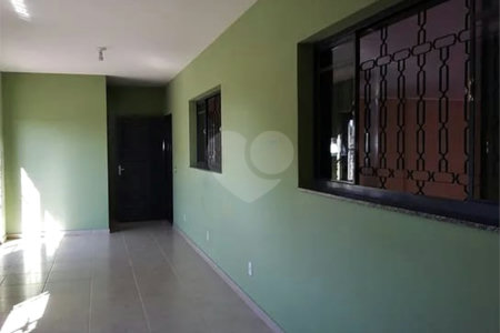 Galpão Comercial.