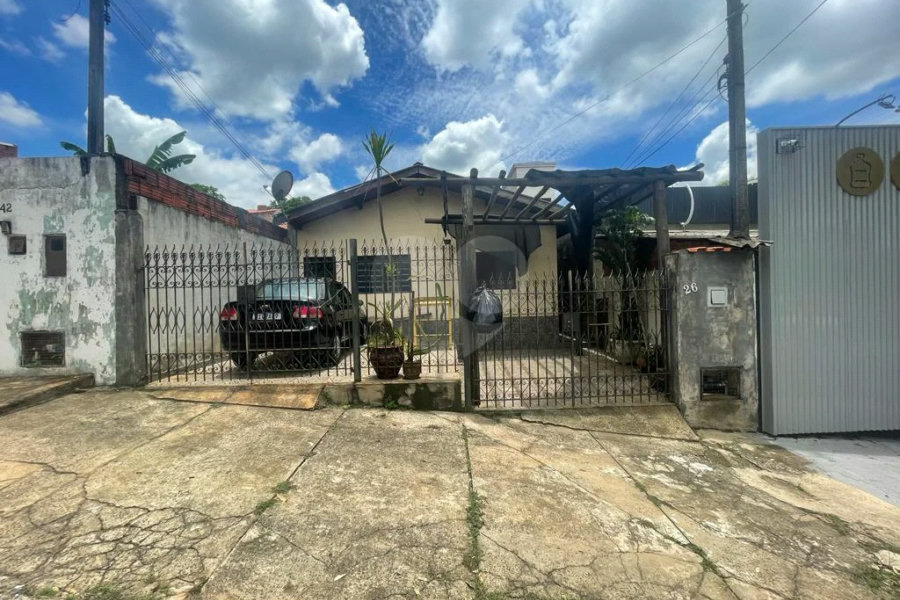 Casa disponível para venda situada no Bairro Santa Rosa em Piracicaba - SP.