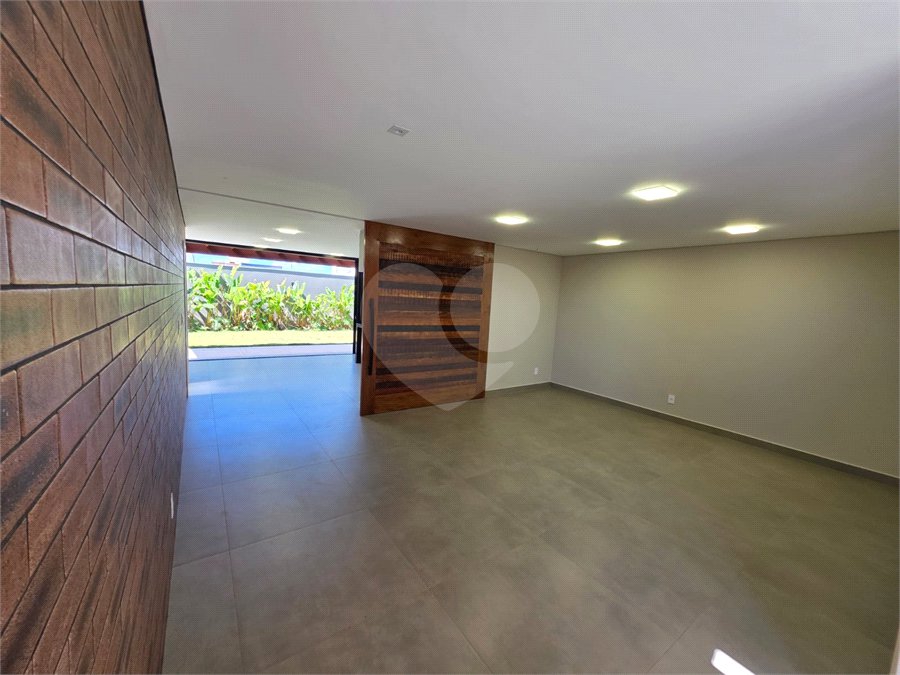 Sobrado com 3 suítes e closet, e escritório Faber 4