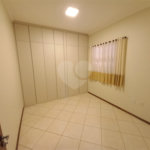 Casa Térrea no Condomínio Damha I,