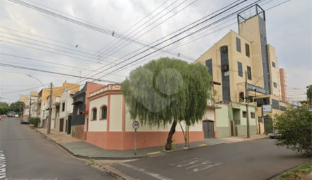 Sobrado à venda com 3 quartos, sendo 1 suíte,  no Centro, São Carlos, SP