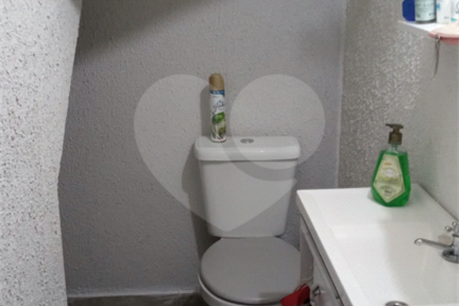 Sobrado com 3 Quartos e 3 banheiros à Venda, 160 m² por R$ 850.000 -Jardim Líbano, São Paulo - SP