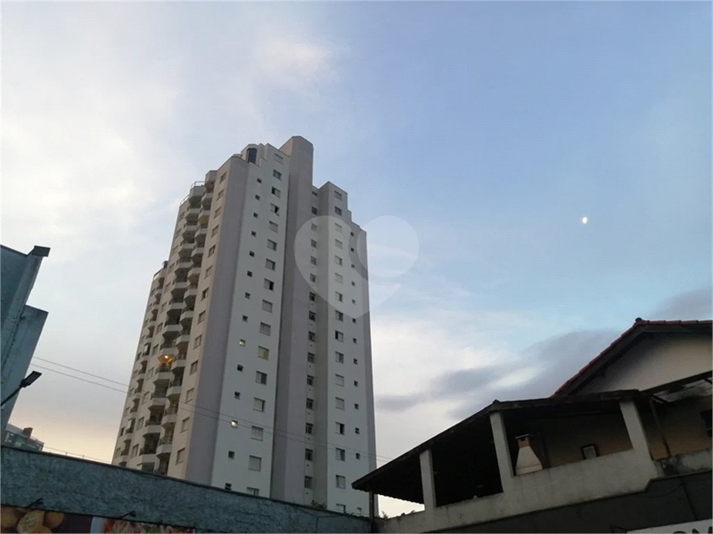 CASA RESIDENCIAL À VENDA NO MANDAQUI COM 260m2 EM TERRENO DE 500m2.
