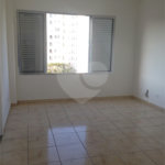 Apartamento na região do Centro Histórico - Estação da Luz, com dois dormitórios, um banheiro