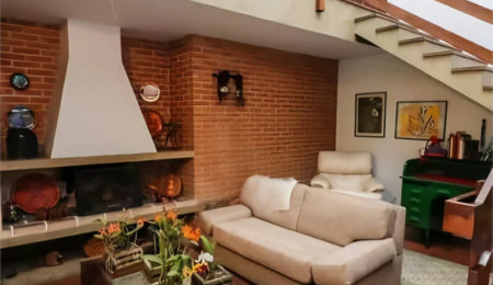 Sobrado à venda com 3 quartos, sendo 1 suíte, em Vila Universitária, São Paulo, SP