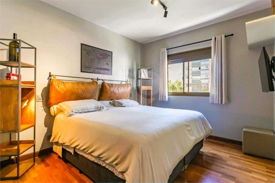 Vila Clementino - Apartamento reformado | 186 m² | 3 suítes | 3 vagas livres