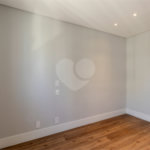 Apartamento para venda em Moema com 3 quartos, sendo 3 suítes, 2 vagas, 149 m²