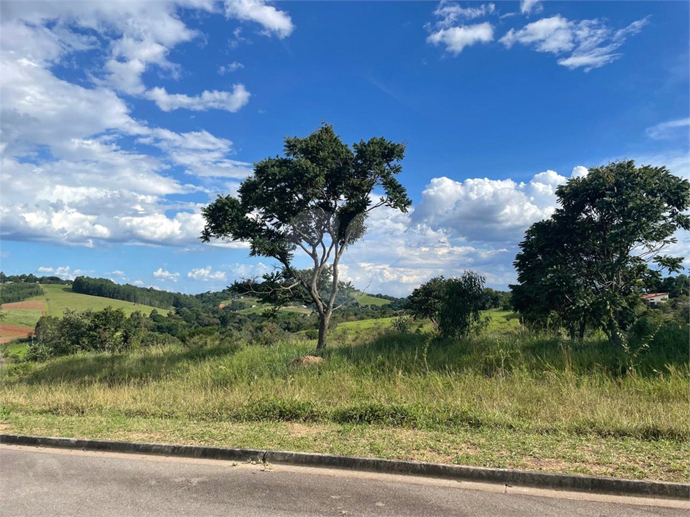 Terreno à venda em Arataba II, Louveira, SP