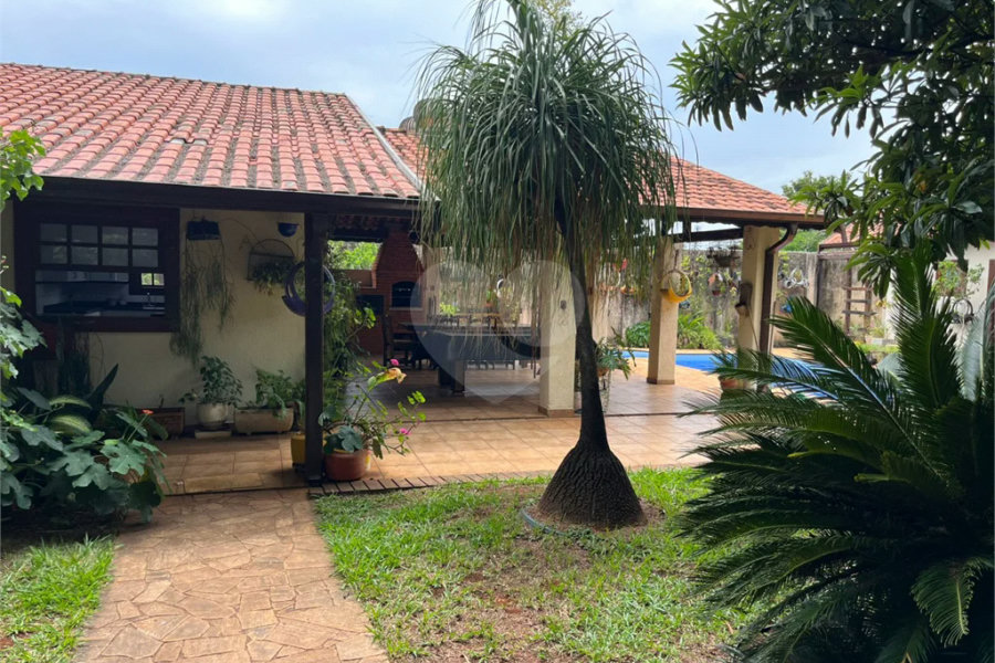 Chácara Espaçosa no Santa Rita com Área Gourmet, Sauna e Árvores Frutíferas