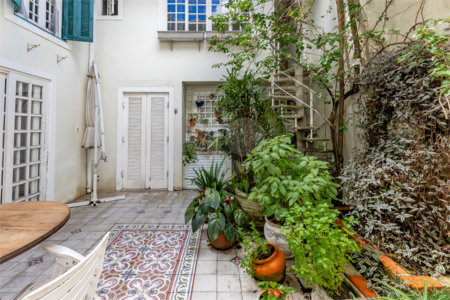 Sobrado à venda com 4 quartos, sendo 3 suítes, em Vila Cruzeiro, São Paulo, SP