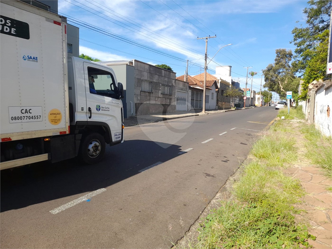 Terreno Comercial à Venda na Av. Teixeira de Barros – Rua Larga