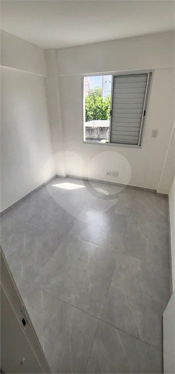 Apartamento com 42m², 2 quartos, 1 garagem, à venda em Itaquera