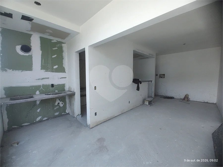 Apartamento 2 dormitórios (1 suíte) com vaga garagem, excelente localização, programa MCMV