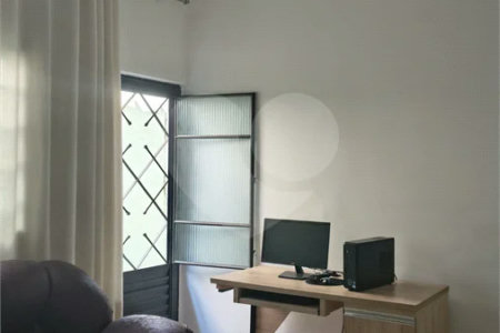 Casa com 2 quartos na Vila Brasileira em Mogi das Cruzes/SP