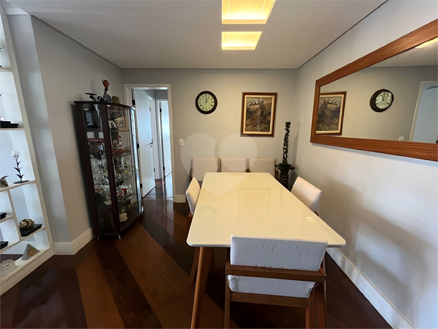 Apartamento à venda com 3 quartos, sendo 1 suíte, em Santo Amaro, São Paulo, SP