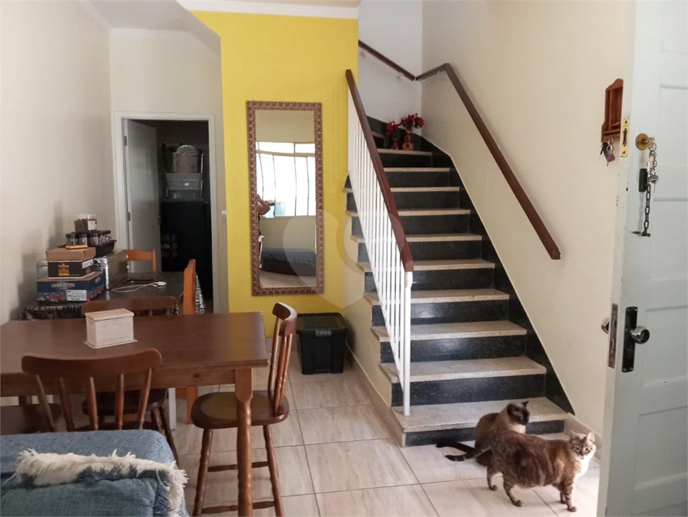 Terreno á venda com 2 casas na Vila Rosália, Guarulhos, SP.
