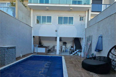 Casa á Venda 185m², 3 quartos- Residencial Solaris- Mogi das Cruzes