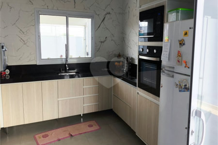 Casa térrea a venda no Jardim Embaré