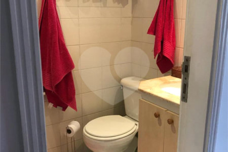 Apartamento de 2 quartos à venda na Aclimação