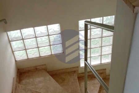 Sobrado residencial/comercial para alugar com 4 quartos, sendo 1 suíte, em Parque Ipê, São Paulo - SP