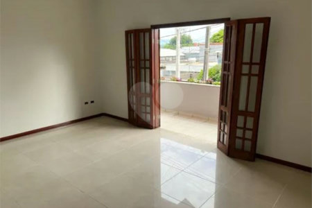 CASA A VENDA 420M², 5 DORMITORIOS, 4 BANHEIROS, 2 VAGAS, BAIRRO JARDIM PARAISO- SÃO JOSÉ DOS CAMPOS/