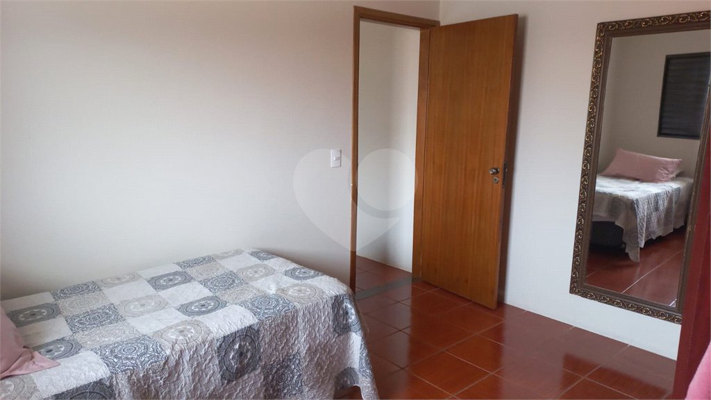 Sobrado à venda com 3 quartos em Jardim Bicão, São Carlos, SP